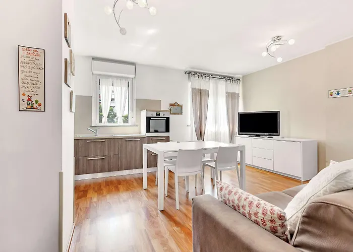 Alessia's Flat - Perini Milán